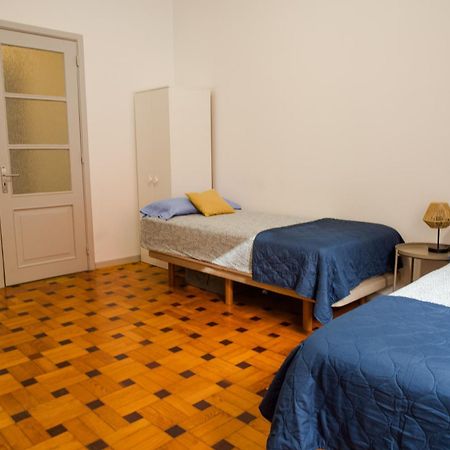 Moradia De Faro Hostel Exterior photo