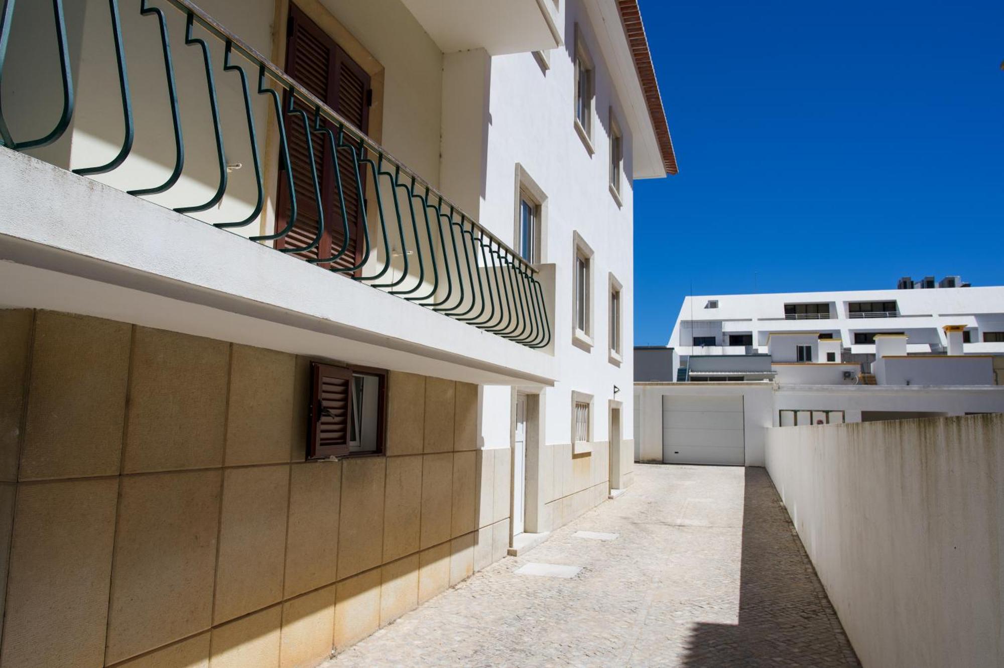 Moradia De Faro Hostel Exterior photo