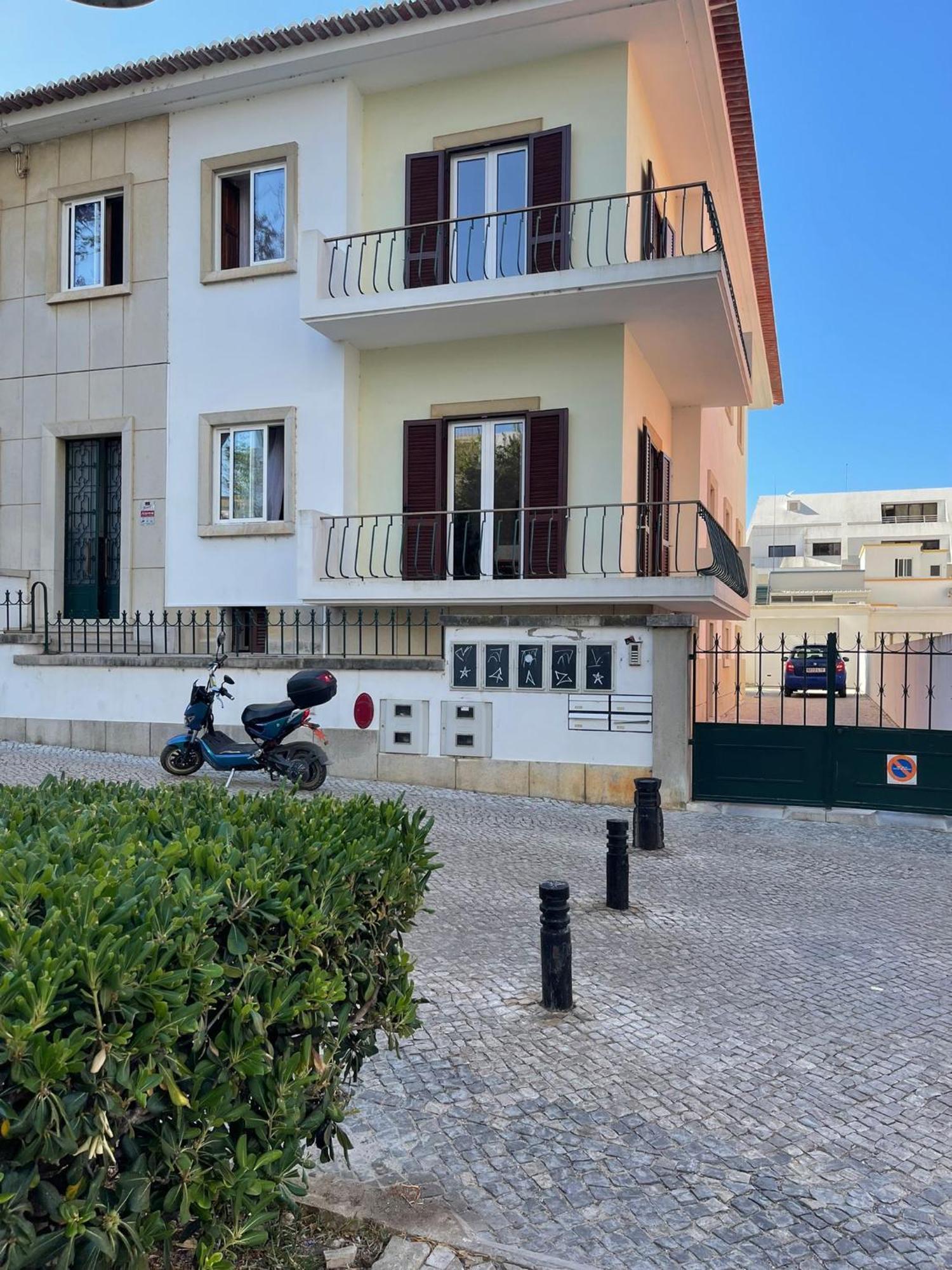 Moradia De Faro Hostel Exterior photo